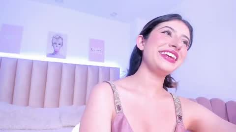Elena online show from May 22, 2026, 9:53 pm