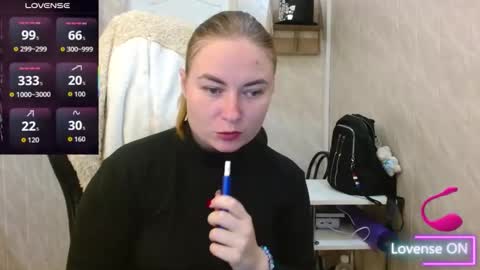 Snapshot of elena_maeer chatting on November 12, 2025, 8:26 am Elena online show from November 12, 2025, 8:26 am