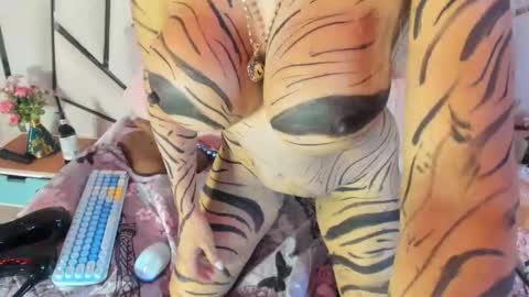 Elena online show from October 17, 2025, 11:40 pm