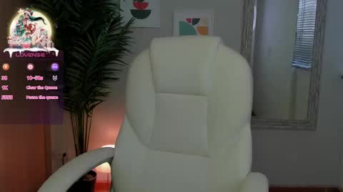 Snapshot of elena_ruiz chatting on December 19, 2024, 9:49 pm Elena online show from December 19, 2024, 9:49 pm