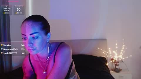 Snapshot of elena_ur_goddess chatting on October 26, 2025, 2:50 am Elena online show from October 26, 2025, 2:50 am