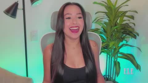 Elenita online show from March 10, 2025, 10:59 am