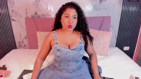 elena_wolff online show from March 21, 2026, 12:10 pm