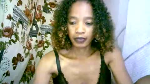 elenah013 online show from November 7, 2025, 5:51 am