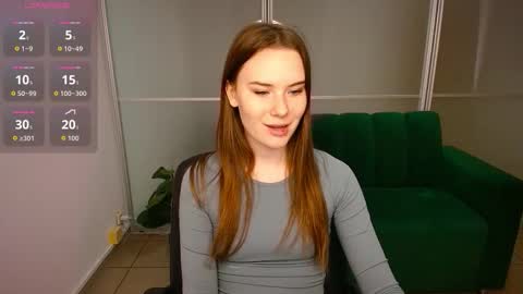 elenaoconar online show from October 28, 2025, 10:08 am