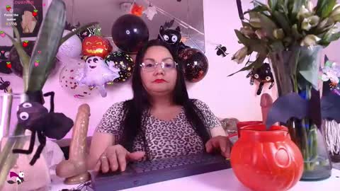 Snapshot of elenna_boobs_ chatting on October 26, 2025, 6:08 am elenna_boobs_ online show from October 26, 2025, 6:08 am