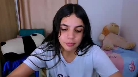 agnes online show from October 17, 2025, 8:44 pm