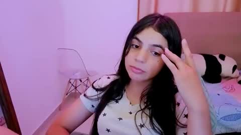 agnes online show from April 7, 2026, 7:03 pm