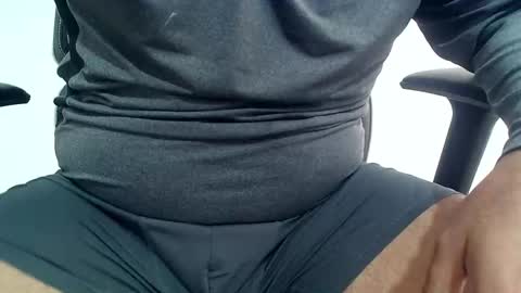 Wife is on the other room online show from November 3, 2025, 5:58 pm