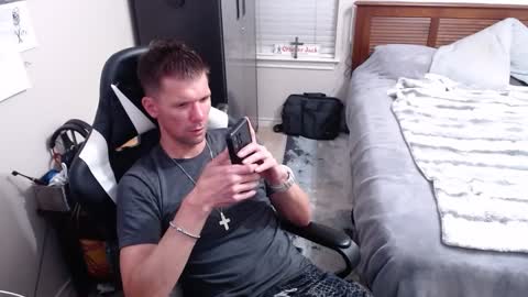 Walker online show from October 8, 2025, 6:00 am