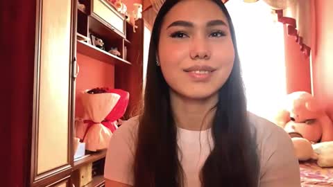Snapshot of elfredamorr chatting on October 14, 2025, 9:10 am Sofia online show from October 14, 2025, 9:10 am