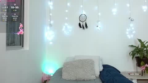 Eliza online show from October 4, 2025, 4:54 am