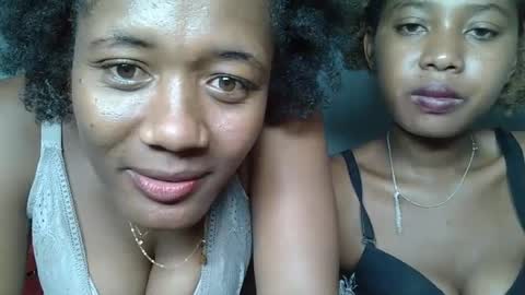 Snapshot of elia011 chatting on February 8, 2025, 3:42 pm elia011 online show from February 8, 2025, 3:42 pm