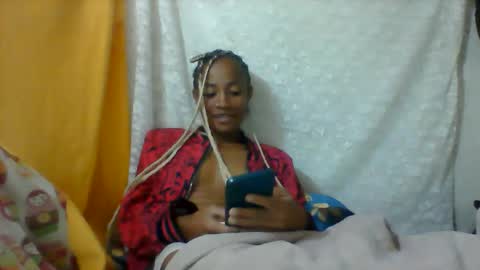 elia011 online show from May 29, 2026, 8:01 am