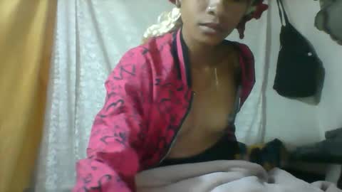 elia011 online show from May 30, 2026, 1:14 am