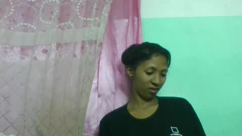 eliah193653 online show from May 14, 2026, 7:48 am