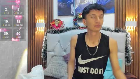 Snapshot of elian_julian chatting on November 19, 2025, 8:09 pm Elian Julian online show from November 19, 2025, 8:09 pm