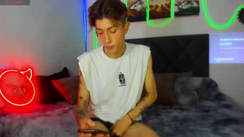 eliann_adam online show from September 24, 2025, 7:33 am