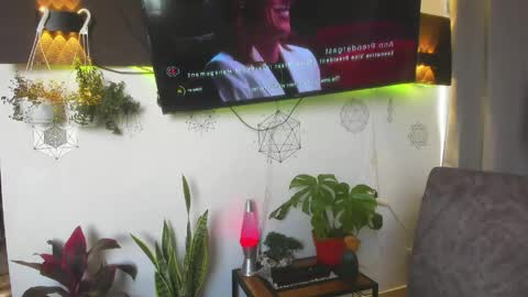 eliann_adam online show from April 30, 2026, 3:29 pm