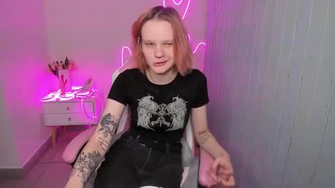 elieiza_xo online show from October 12, 2025, 3:49 am