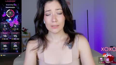 eliiih_ online show from October 2, 2025, 2:51 am