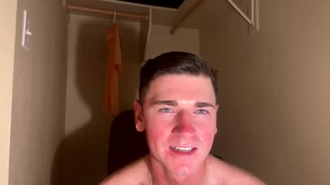 elijahkinky24 online show from May 15, 2026, 11:23 pm