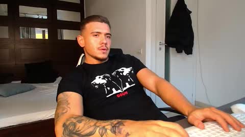 Snapshot of elijahthorne chatting on February 19, 2026, 10:11 am ElijahThorne online show from February 19, 2026, 10:11 am