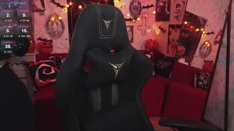  MORE ME   online show from October 17, 2025, 10:23 pm