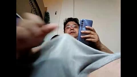 elimposstor online show from January 6, 2025, 8:18 pm