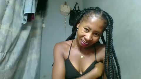 elina981 online show from February 9, 2026, 10:08 am