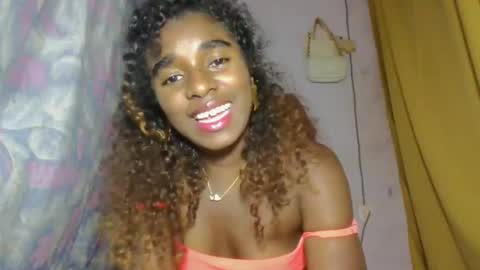 elina981 online show from April 12, 2026, 10:48 pm