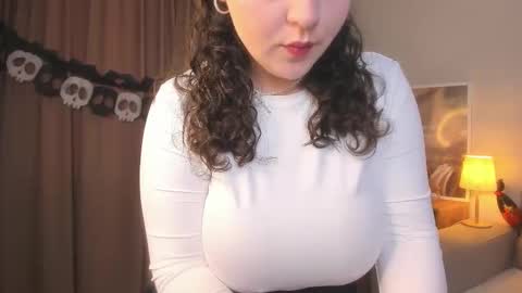 elina_star online show from October 28, 2025, 2:20 pm