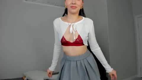 Snapshot of elina_syui chatting on January 31, 2026, 7:56 pm CutieJune online show from January 31, 2026, 7:56 pm