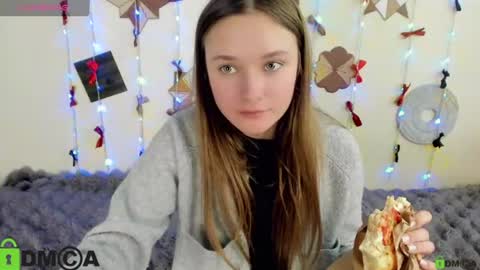 elina_x online show from June 16, 2026, 1:14 pm