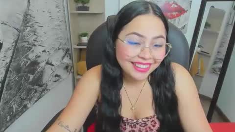 Snapshot of elinaax chatting on November 13, 2025, 11:25 pm Elina online show from November 13, 2025, 11:25 pm