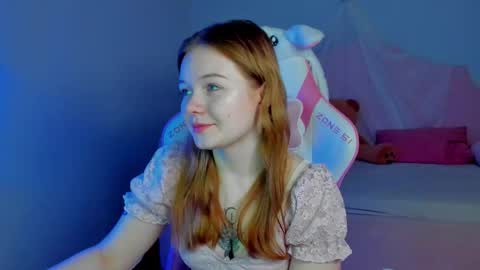 elinavale online show from March 16, 2026, 5:44 am