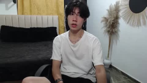 ELIO online show from February 19, 2026, 1:23 am