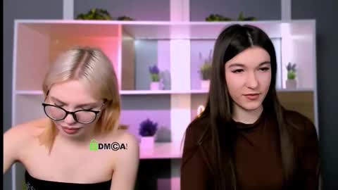 Snapshot of elis_sunny chatting on February 5, 2026, 6:29 am elis_sunny online show from February 5, 2026, 6:29 am