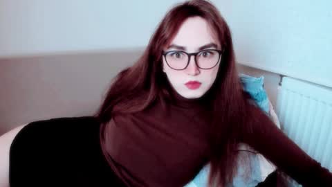 Snapshot of elisa_2001 chatting on November 7, 2025, 5:51 am Liza online show from November 7, 2025, 5:51 am