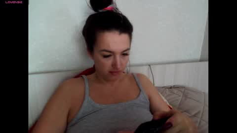 Snapshot of elisa_dove208 chatting on October 27, 2025, 5:11 am elisa_dove208 online show from October 27, 2025, 5:11 am
