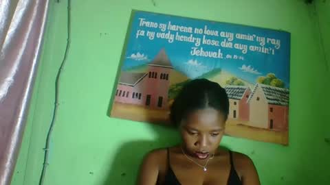 Snapshot of elisabeth2525 chatting on January 21, 2025, 12:07 pm elisabeth2525 online show from January 21, 2025, 12:07 pm