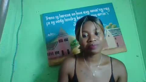 Snapshot of elisabeth2525 chatting on January 22, 2025, 6:52 pm elisabeth2525 online show from January 22, 2025, 6:52 pm