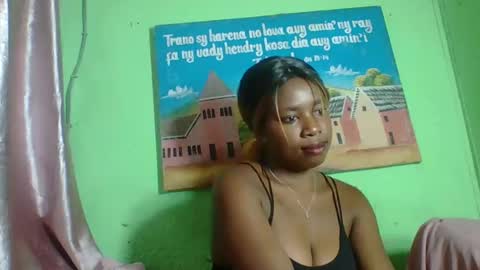 Snapshot of elisabeth2525 chatting on January 26, 2025, 2:24 am elisabeth2525 online show from January 26, 2025, 2:24 am