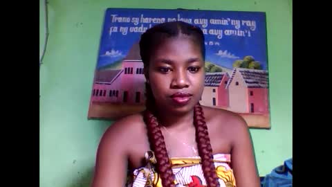 Snapshot of elisabeth2525 chatting on February 3, 2025, 12:04 am elisabeth2525 online show from February 3, 2025, 12:04 am