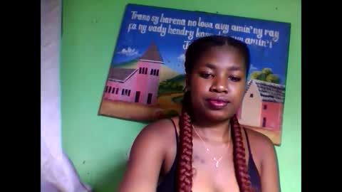 Snapshot of elisabeth2525 chatting on February 4, 2025, 7:11 pm elisabeth2525 online show from February 4, 2025, 7:11 pm