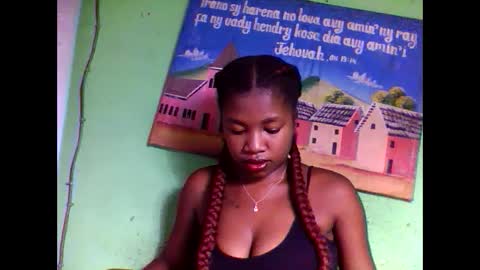 Snapshot of elisabeth2525 chatting on February 5, 2025, 2:08 am elisabeth2525 online show from February 5, 2025, 2:08 am