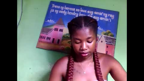 Snapshot of elisabeth2525 chatting on February 5, 2025, 10:55 pm elisabeth2525 online show from February 5, 2025, 10:55 pm