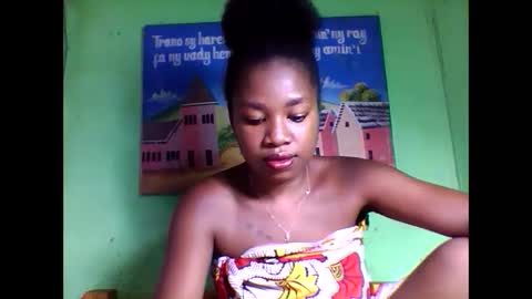 Snapshot of elisabeth2525 chatting on February 8, 2025, 12:06 am elisabeth2525 online show from February 8, 2025, 12:06 am