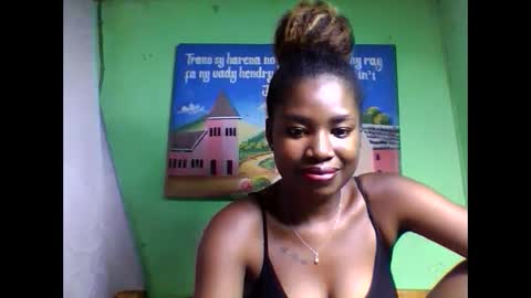 Snapshot of elisabeth2525 chatting on February 11, 2025, 3:51 pm elisabeth2525 online show from February 11, 2025, 3:51 pm