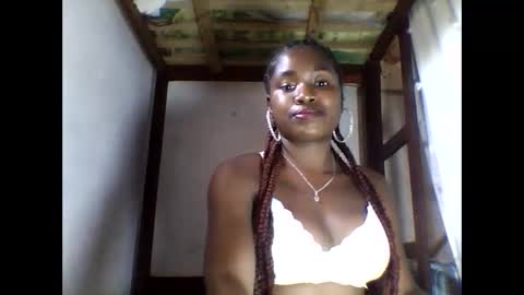 Snapshot of elisabeth2525 chatting on September 12, 2025, 10:15 am elisabeth2525 online show from September 12, 2025, 10:15 am